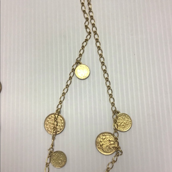 Vintage Joan Rivers double strand Coin necklace. - Picture 5 of 9
